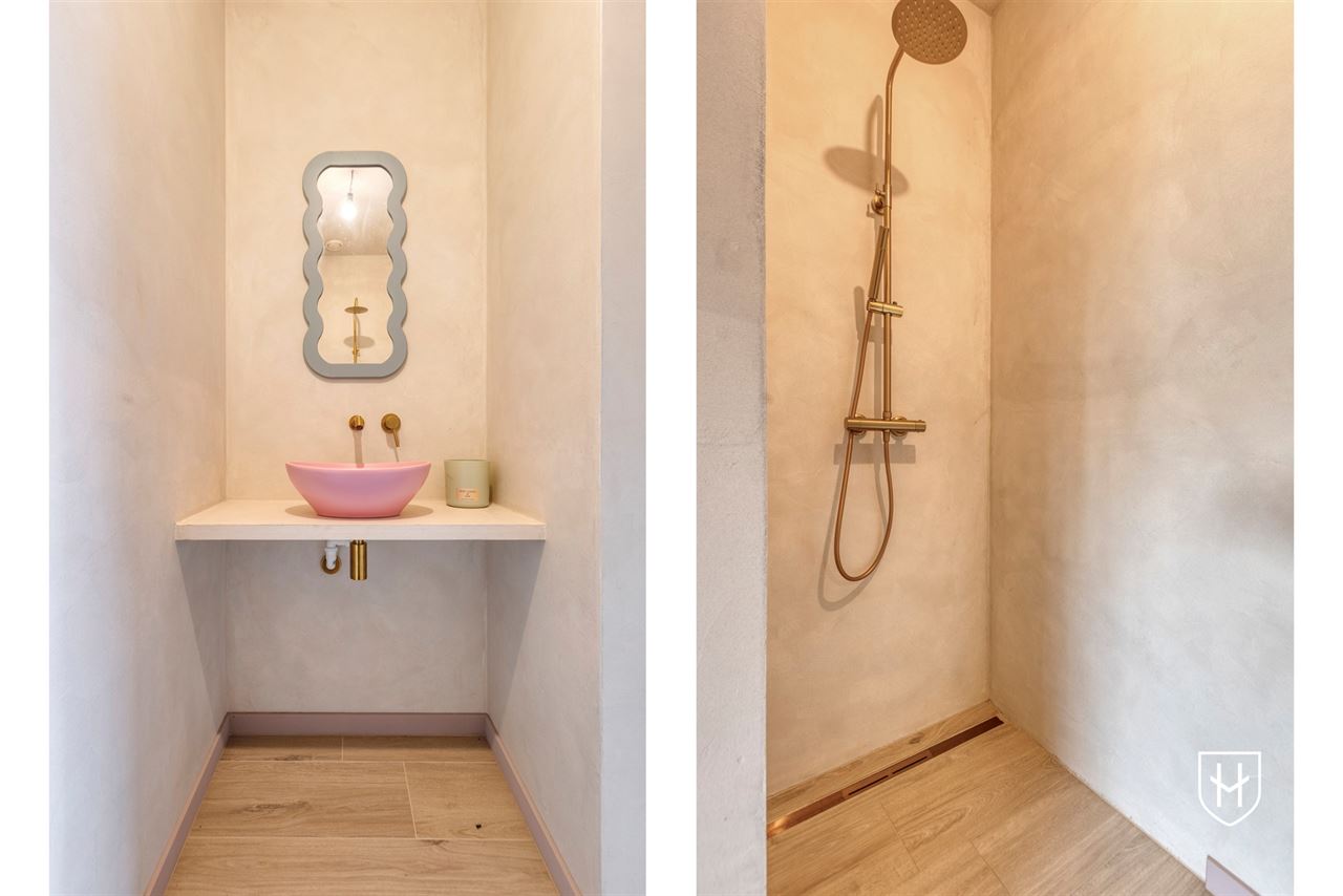 Architecturale loftwoning met hotel-chique interieur en vrij uitzicht op een uitstekende locatie aan de groene rand van Dilsen-Stokkem