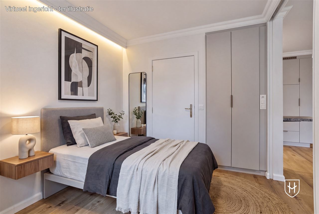 Gelijkvloerse vernieuwde assistentieflat met terras op exclusief 17de eeuws kasteeldomein in het pittoreske Brugge