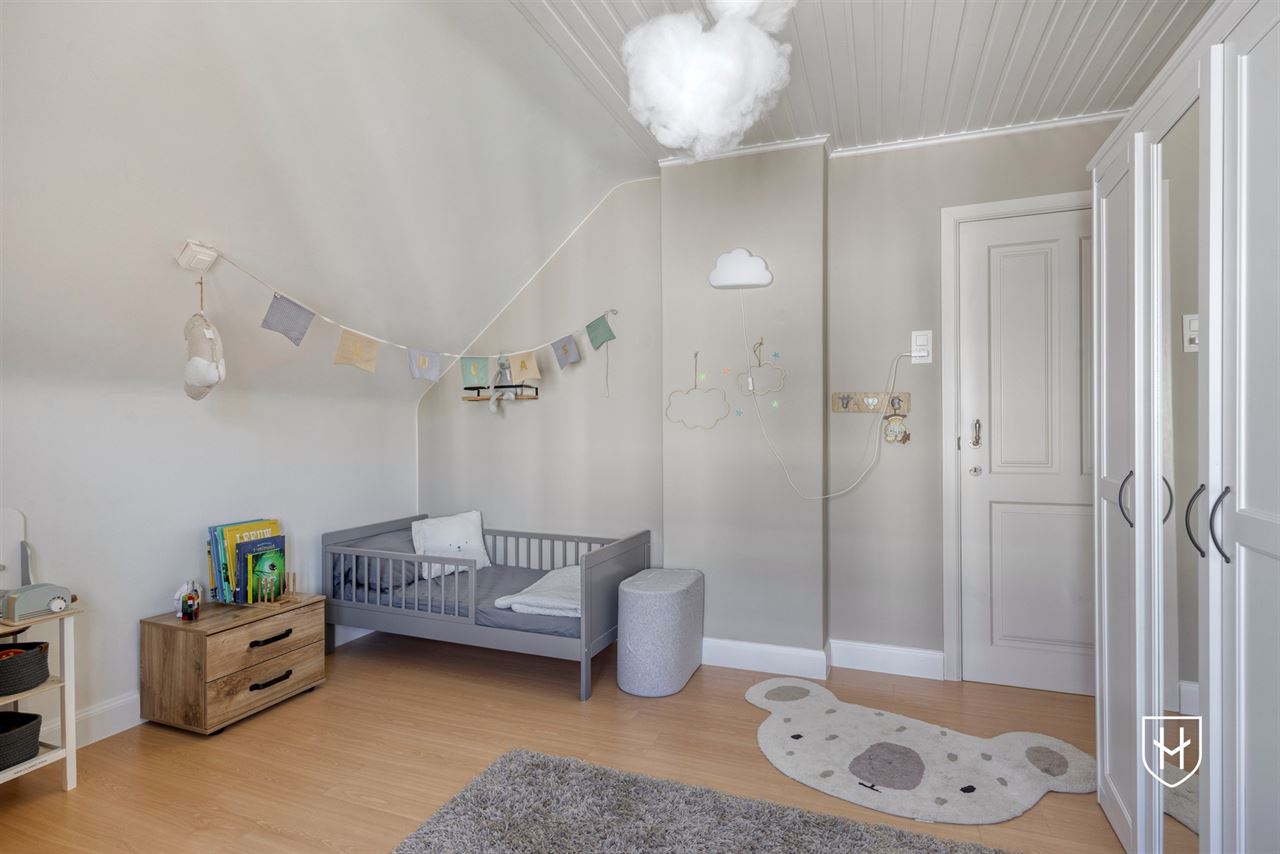 Perfect onderhouden en charmante cottage met 3 slaapkamers en prachtig aangelegde tuin in het centrum van Lommel