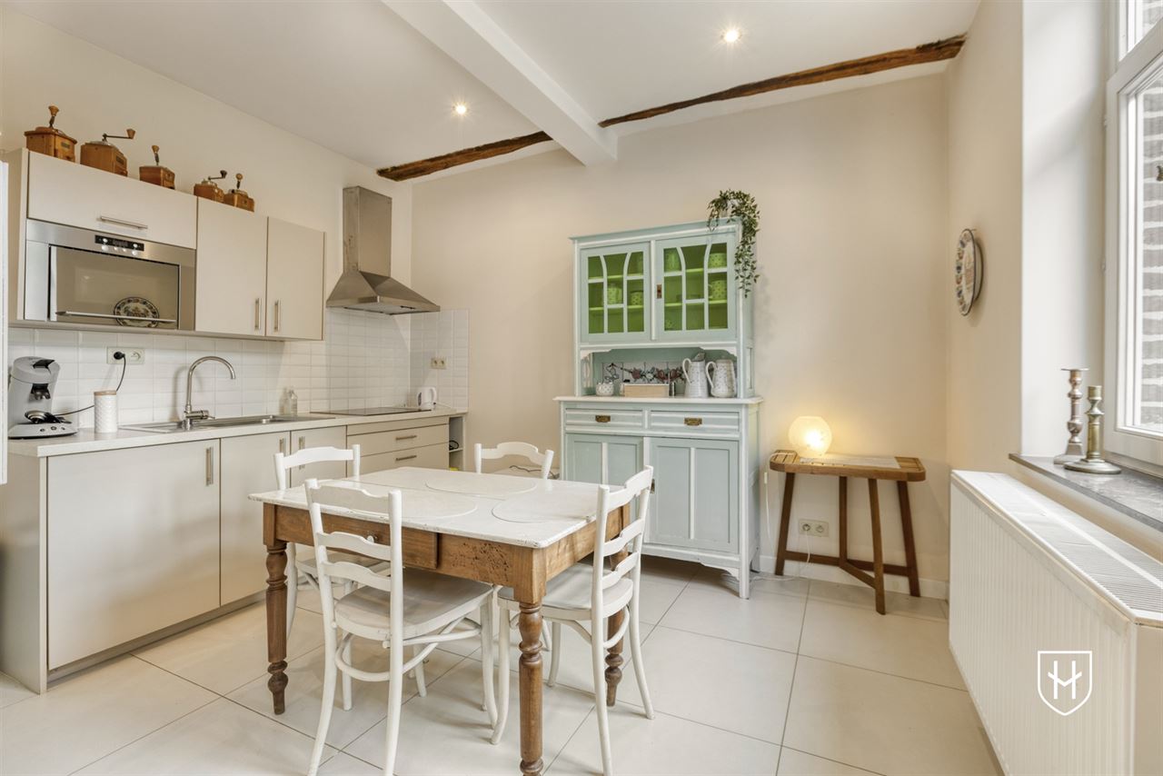 Particularly charming living experience consisting of two residential entities in a coveted location in the center of Oud-Rekem