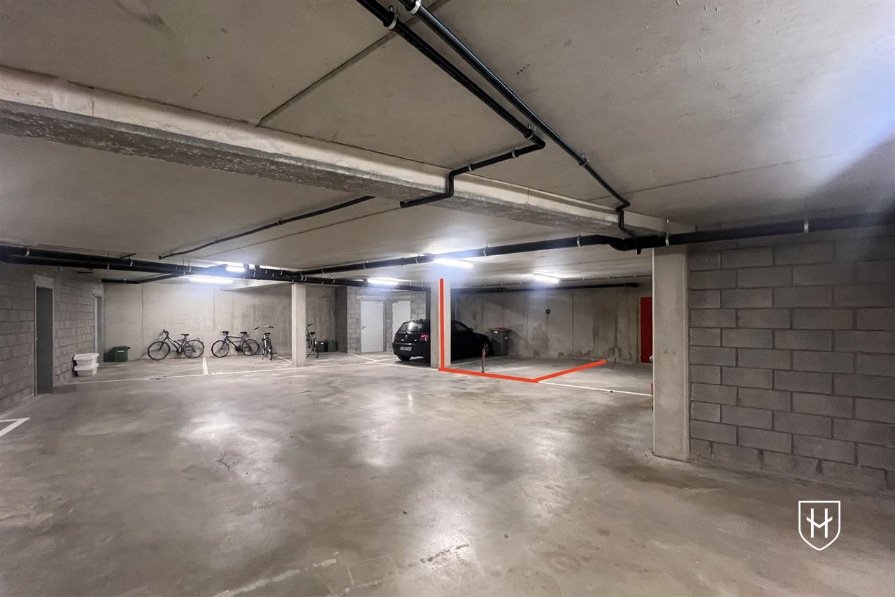 Autostaanplaats, gelegen in de kelderverdieping van de nieuwe residentie Landrada te Munsterbilzen