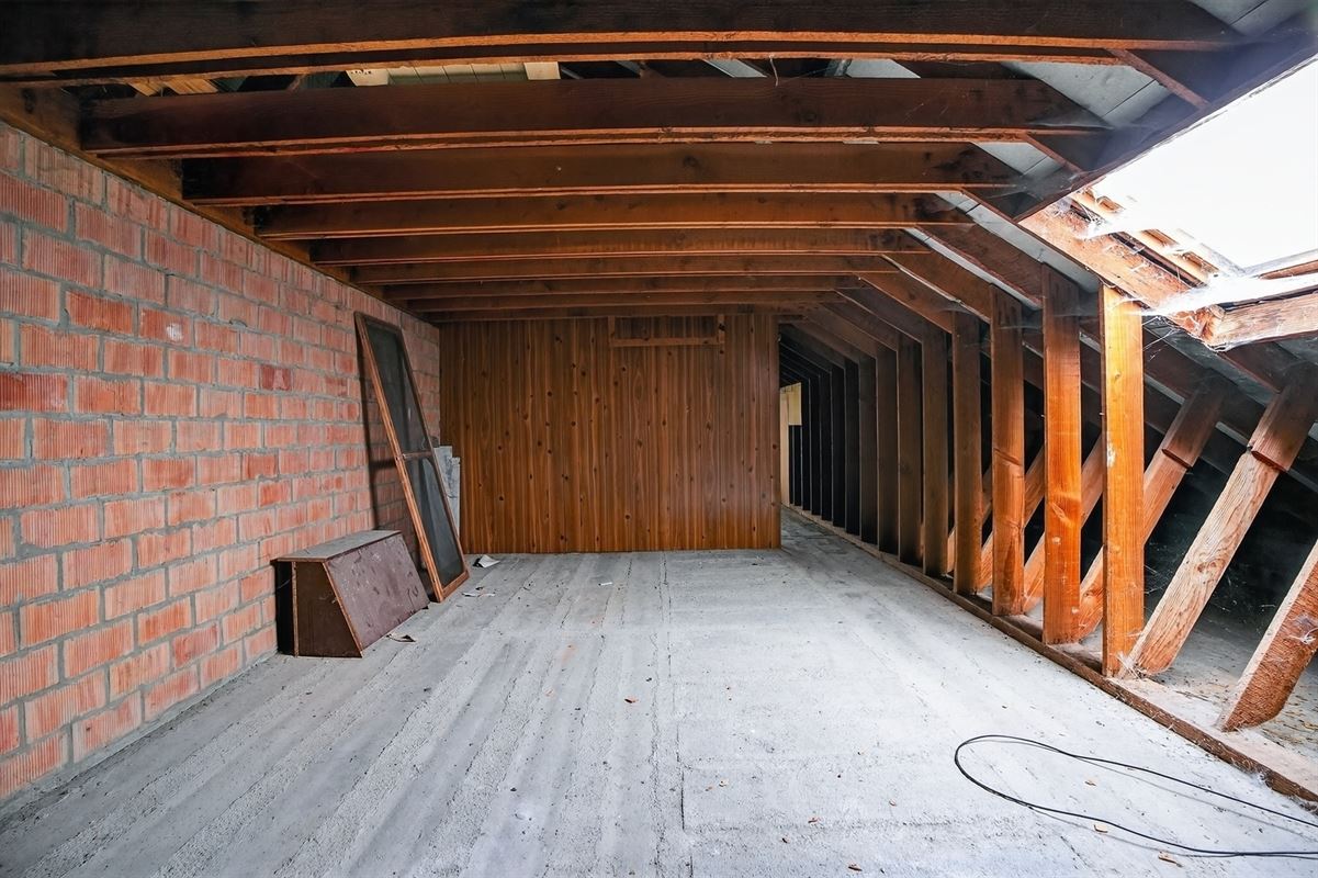 Halfopen bebouwing met 4 slaapkamers