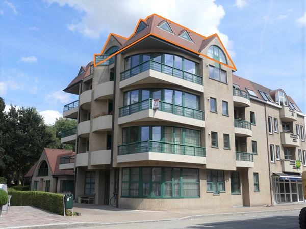 Gezellig dakappartement – studio met ruim dakterras en autostandplaats