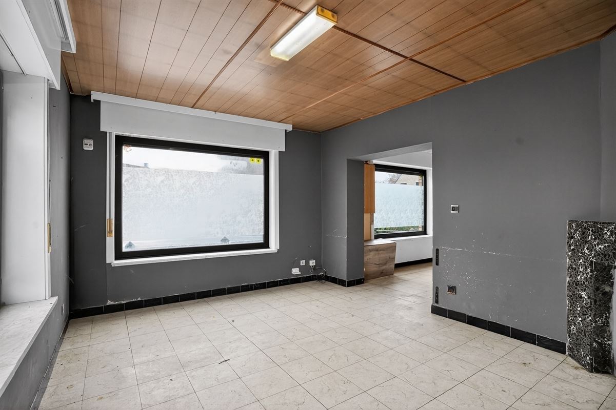 Halfopen bebouwing met 4 slaapkamers