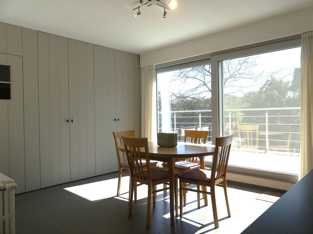 Prachtig afgewerkt appartement met groot en zonnig terras