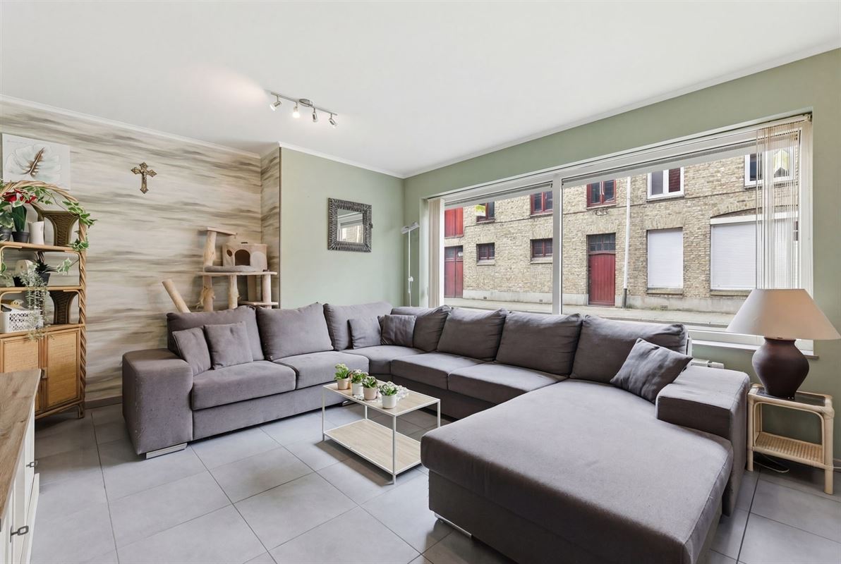Instapklaar gelijkvloersappartement met terras in het centrum Diksmuide