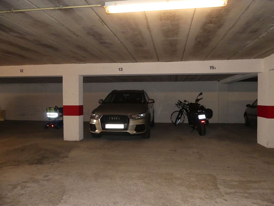 Gezellig appartement met 2 ruime slaapkamer, balkon en ondergrondse parkeerplaats