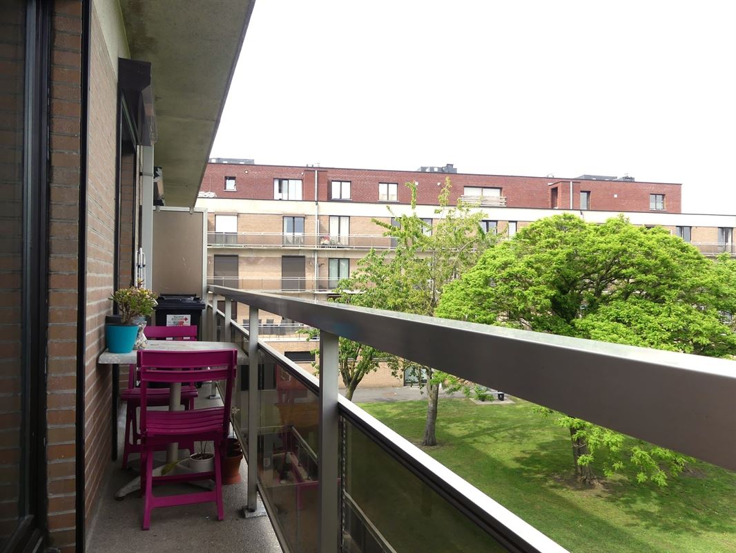 Gezellig appartement met 2 ruime slaapkamer, balkon en ondergrondse parkeerplaats