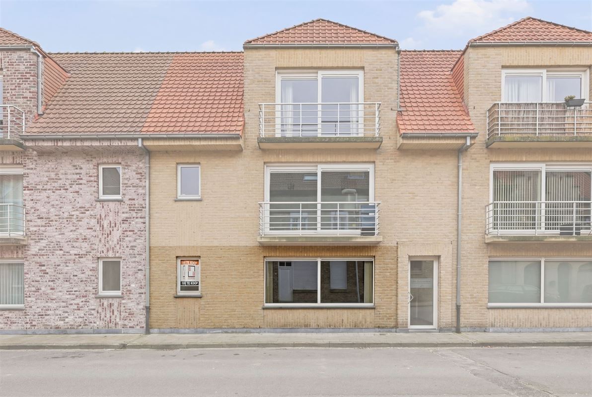 Instapklaar gelijkvloersappartement met terras in het centrum Diksmuide