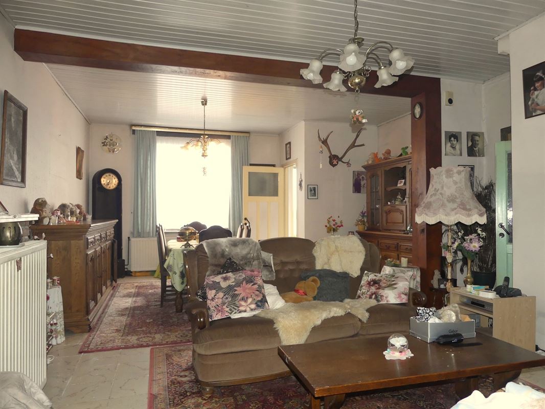 Te renoveren of te slopen alleenstaande woning op 1.080 m²