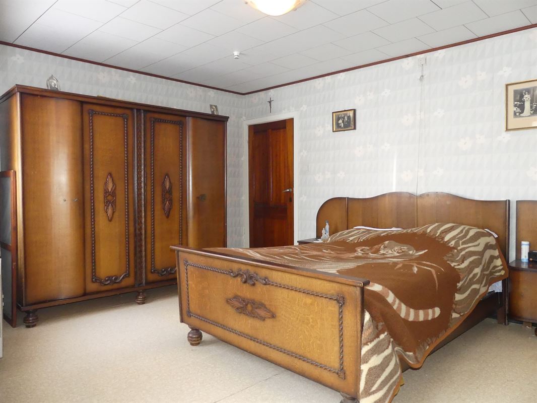 Te renoveren dorpswoning met tuintje en garage