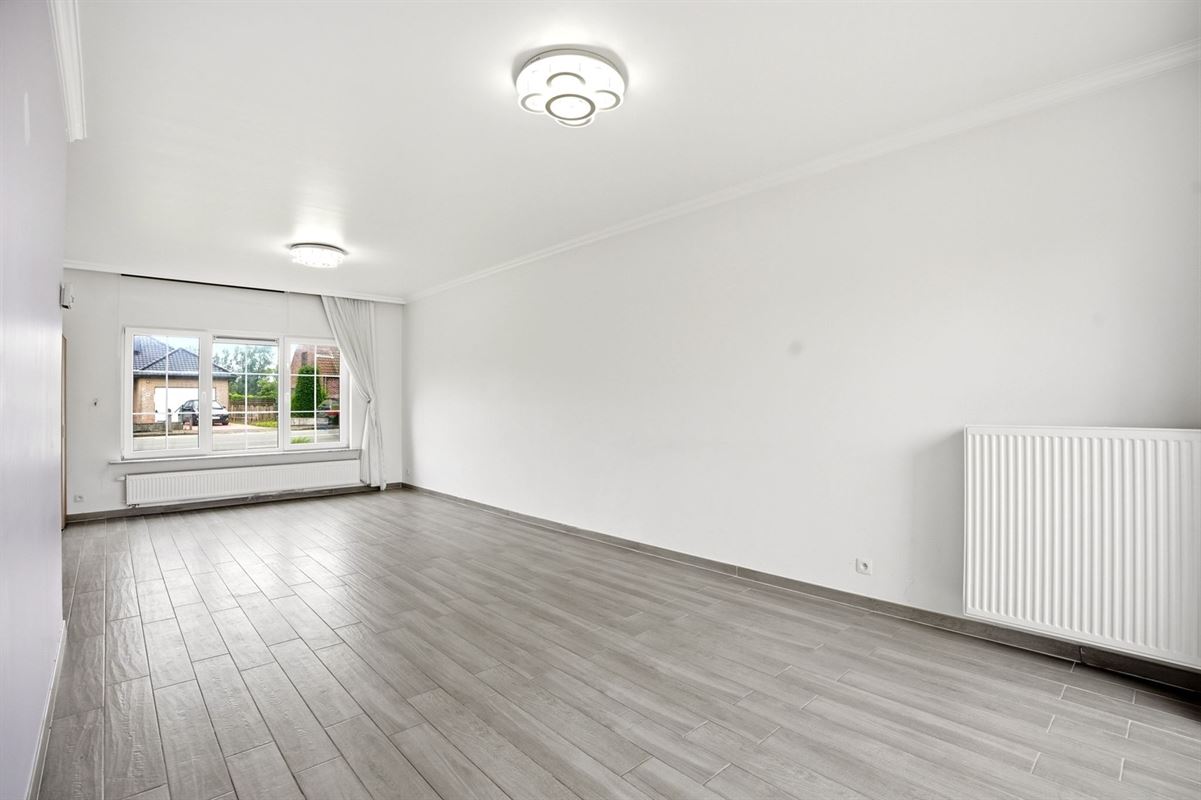 Gerenoveerde woning met garage en tuintje
