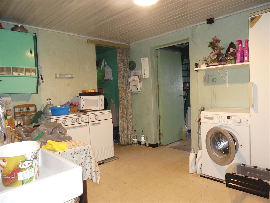 Te renoveren of te slopen alleenstaande woning op 1.080 m²