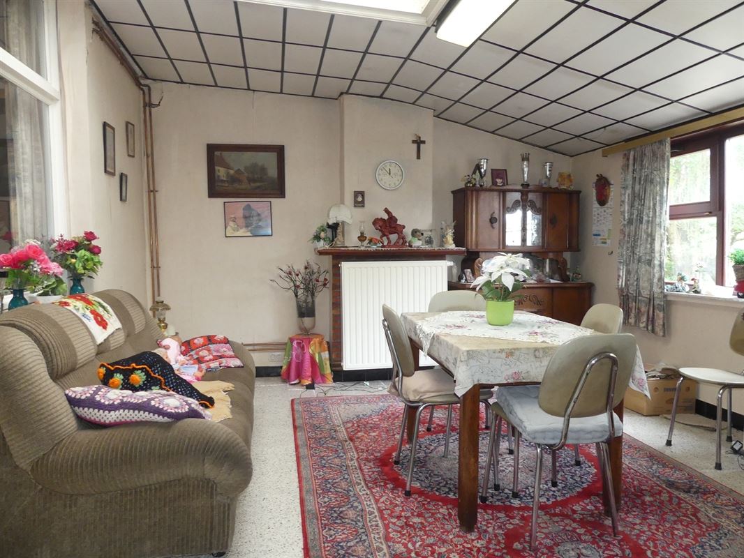 Te renoveren of te slopen alleenstaande woning op 1.080 m²