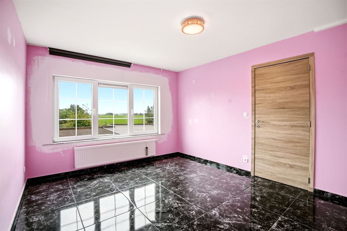 Gerenoveerde woning met garage en tuintje