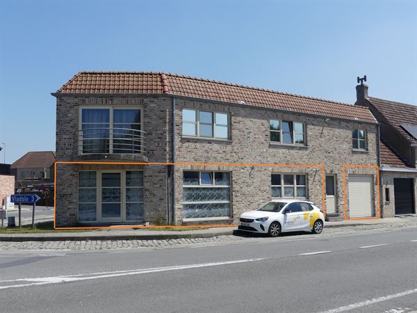 Instapklaar gelijkvloersappartement met garage