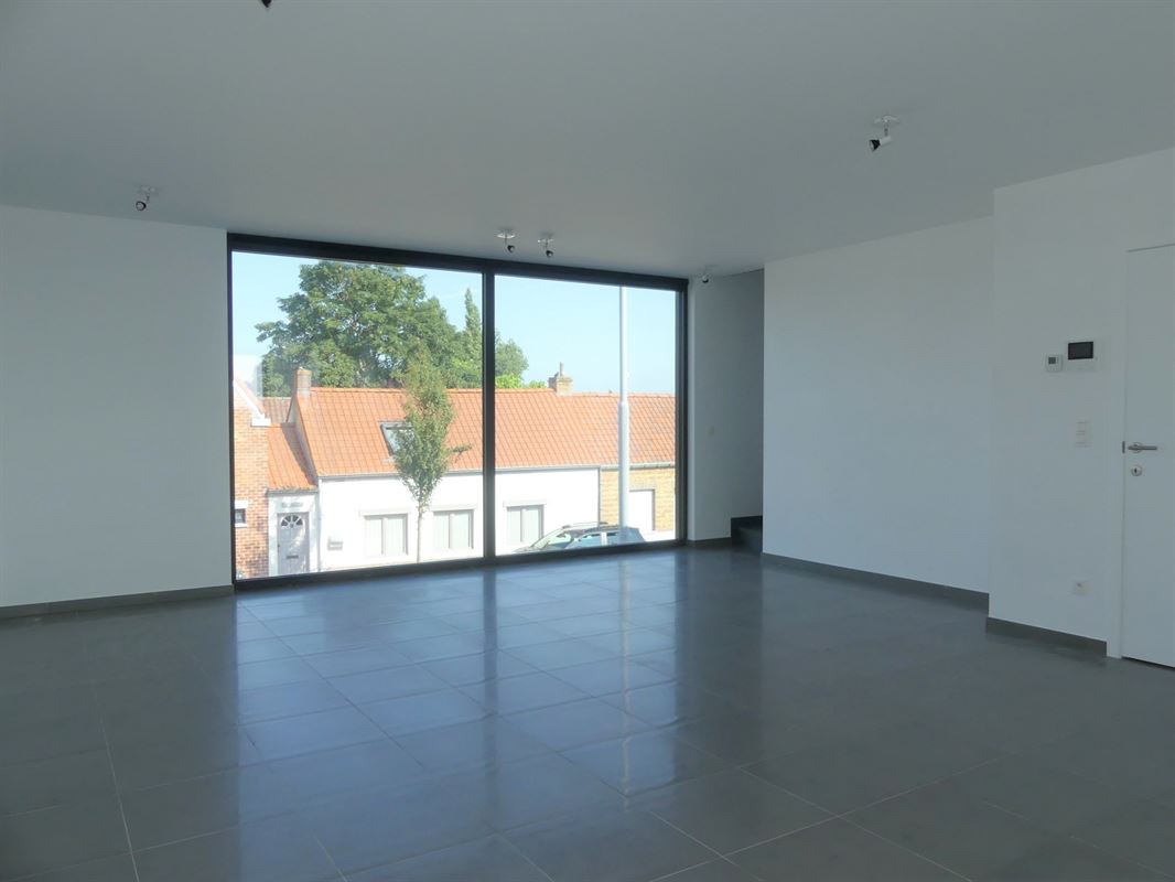 Recent nieuwbouw duplex-appartement met zonnig