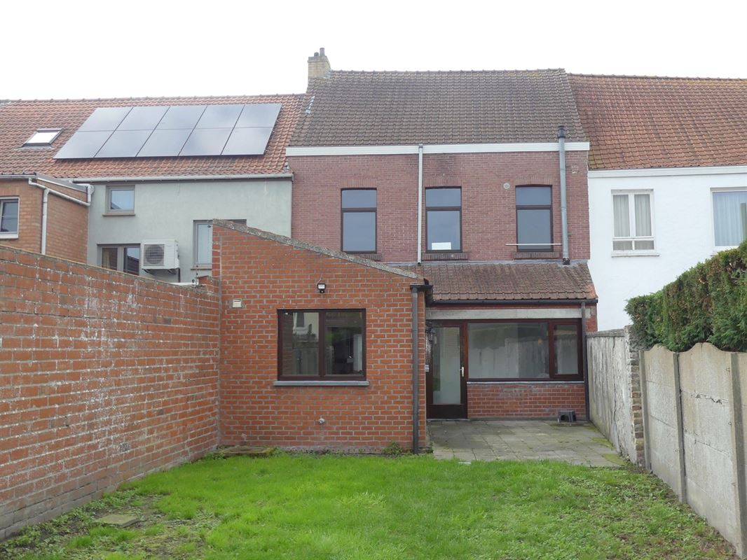 Ruime en instapklare gezinswoning met 5 slaapkamers