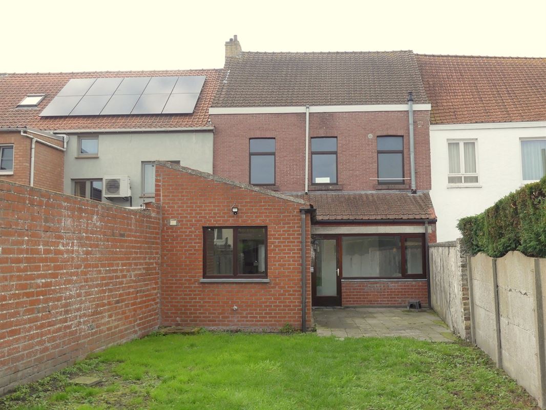 Ruime en instapklare gezinswoning met 5 slaapkamers