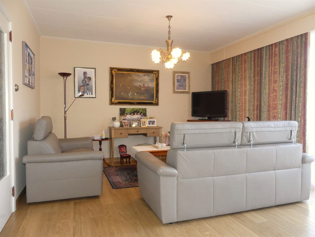 Instapklaar appartement met 3 slaapkamers en garage in het centrum van Diksmuide