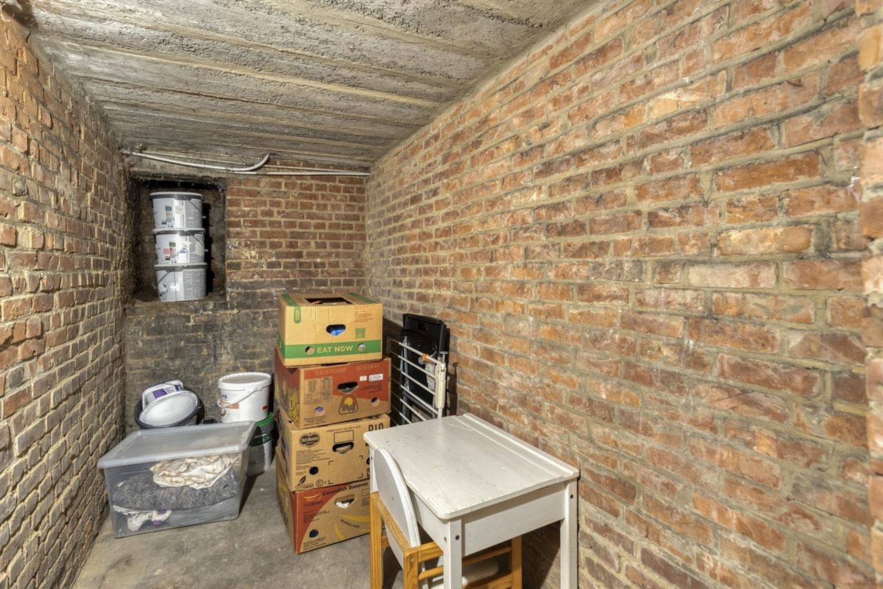 Lichtrijk en instapklaar appartement (120m²) met 3 slpk + koer