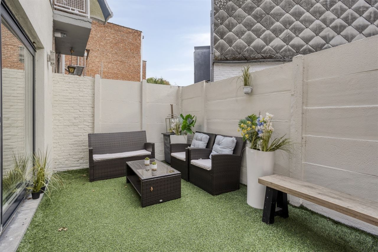 Lichtrijk en instapklaar appartement (120m²) met 3 slpk + koer