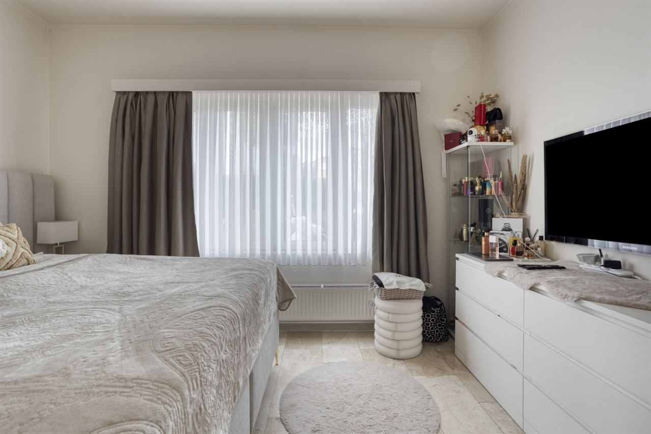 Lichtrijk en instapklaar appartement (120m²) met 3 slpk + koer