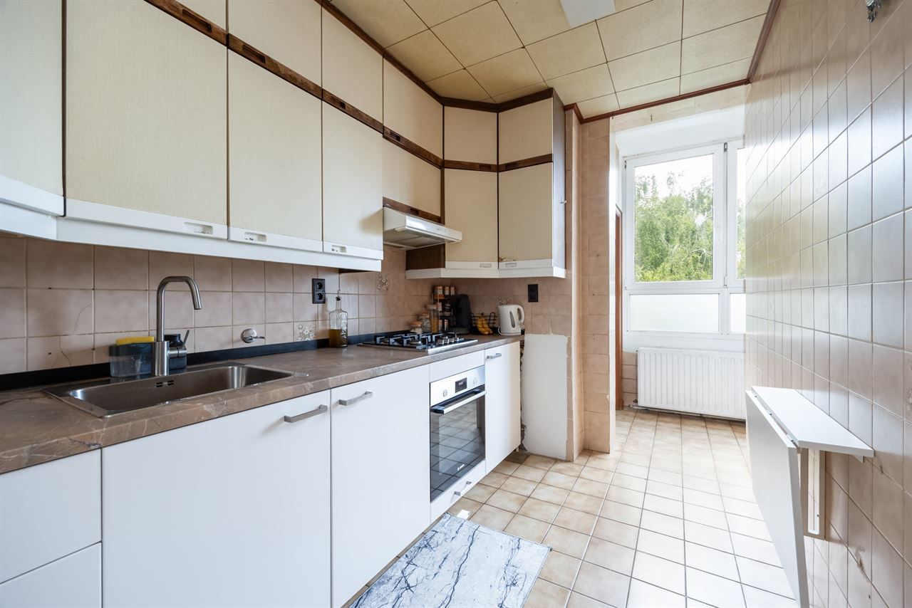 APPARTEMENTSGEBOUW BESTAANDE UIT 4 RUIME APP