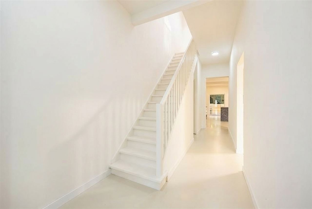 Gerenoveerde woning met unieke parkligging!