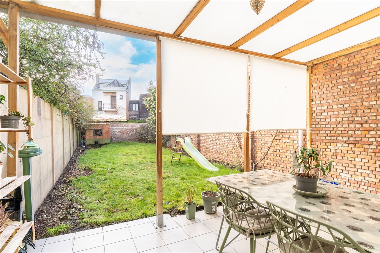 Gezellige en ruime gezinswoning met zonnige tuin!