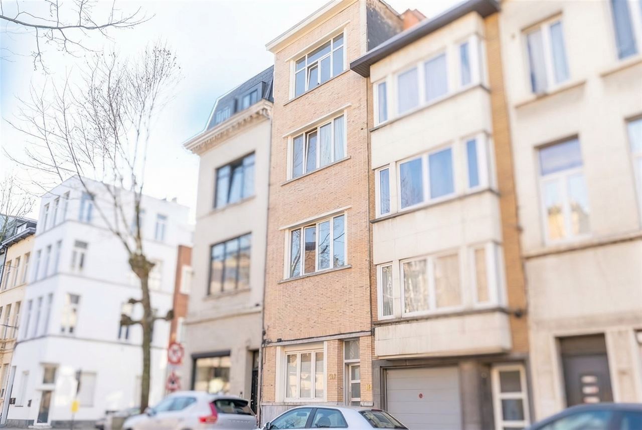 Opbrengsteigendom: 4 verhuurde units – Centrum Antwerpen
