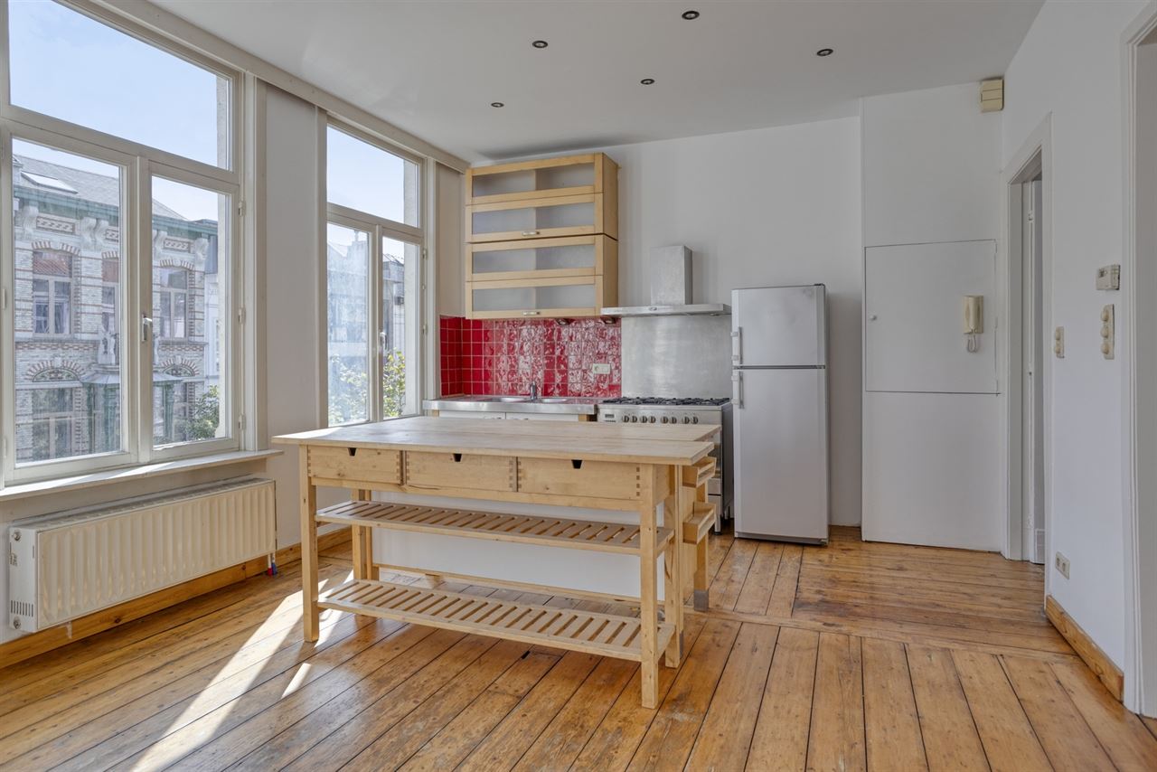 Herenwoning ingedeeld in 2 duplexappartementen
