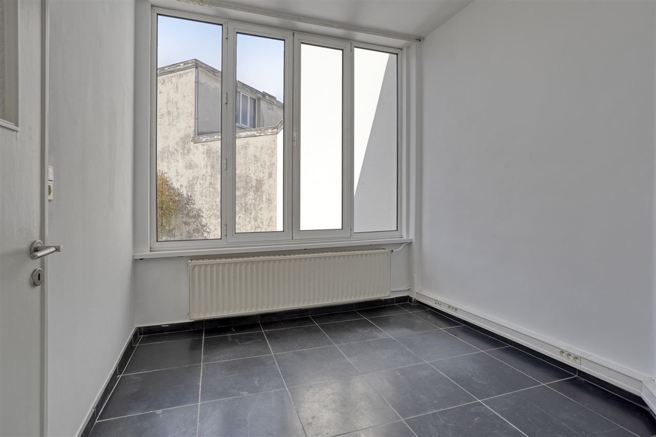 Herenwoning ingedeeld in 2 duplexappartementen