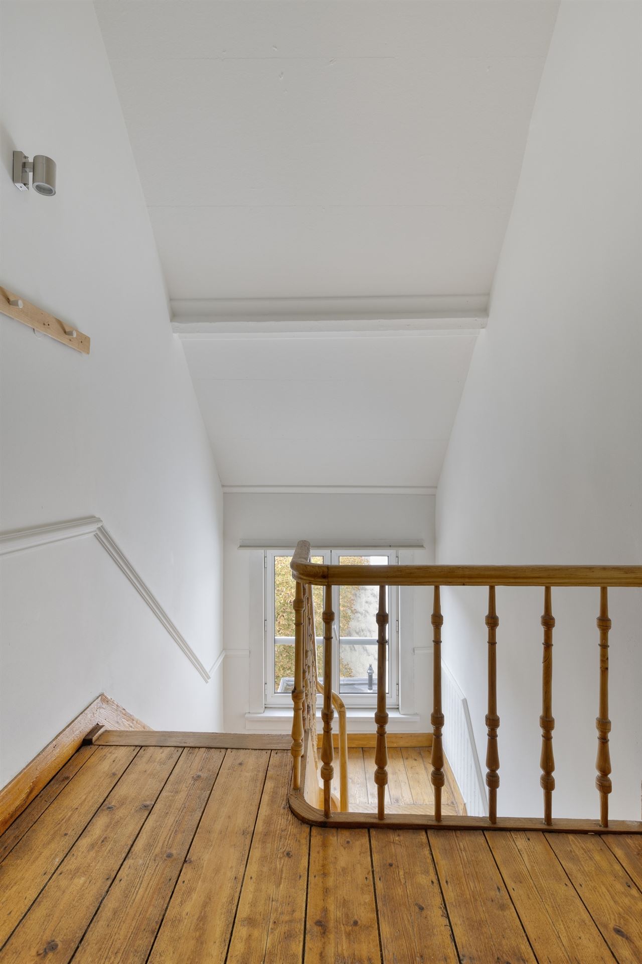 Herenwoning ingedeeld in 2 duplexappartementen