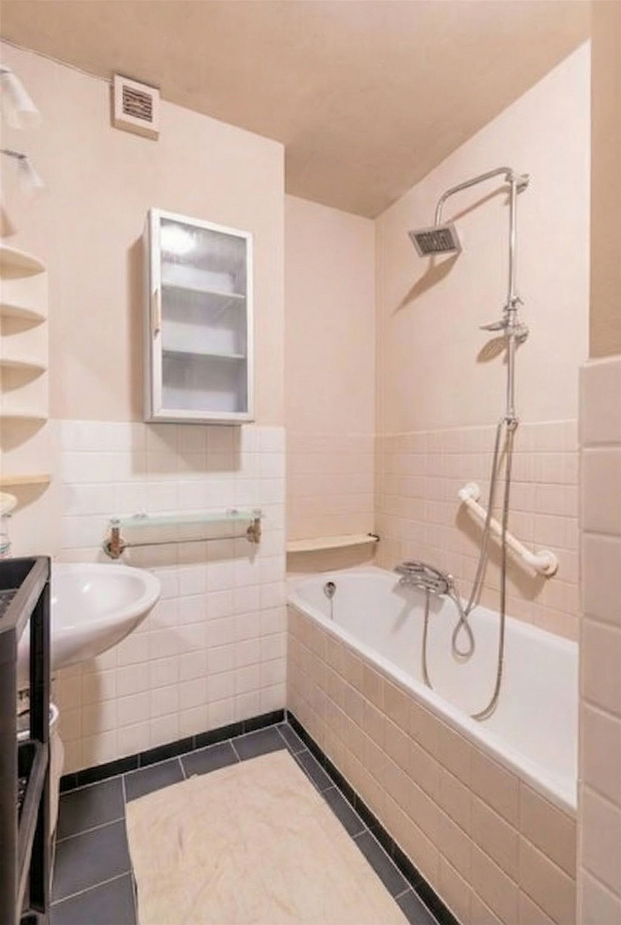 Lichtrijk appartement in een aangename buurt! ☀️