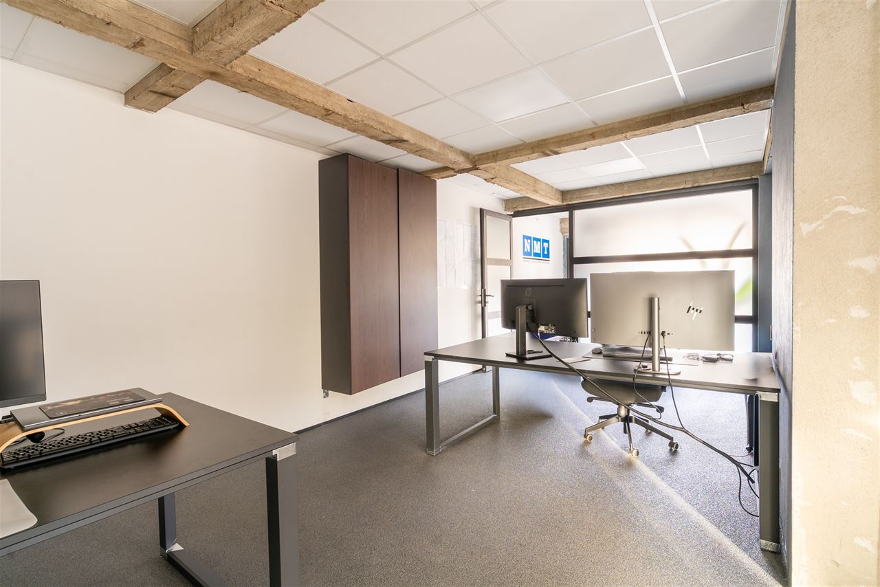 TE HUUR: commerciële ruimte van 130 m² – EPC A!