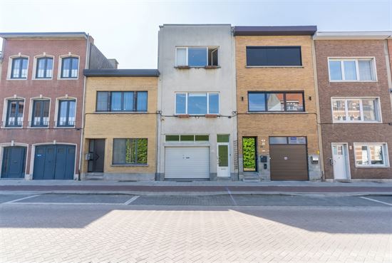 Gezinswoning met stadstuin en garage nabij Park Den Brandt