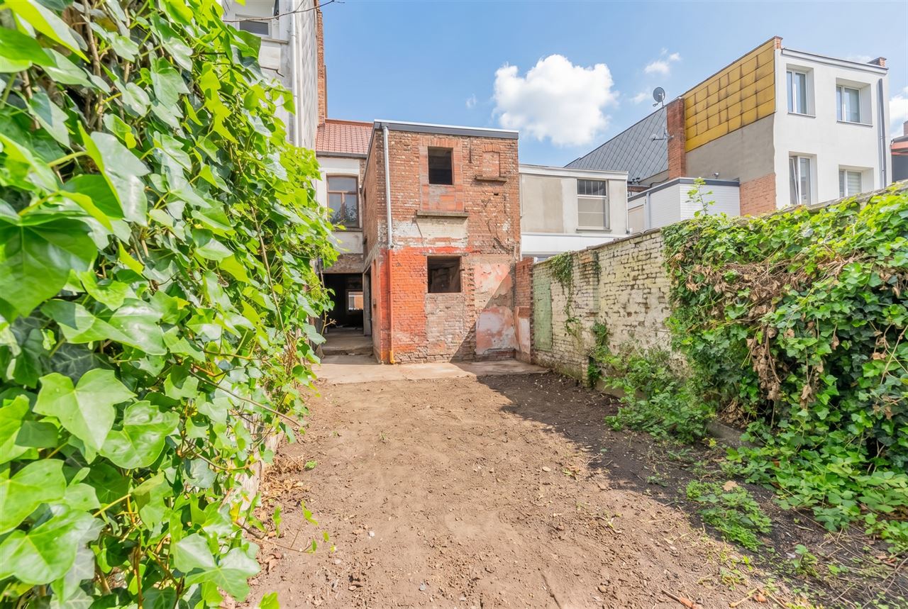 🌿 Woonproject: Karaktervolle burgerwoning met ruime tuin!