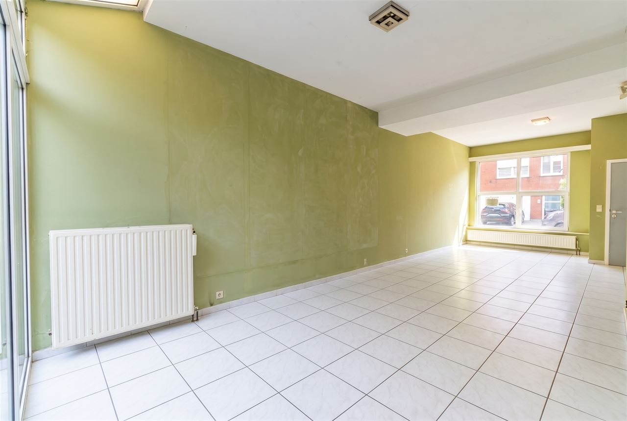 Gezinswoning met stadstuin & garage nabij Rivierenhof