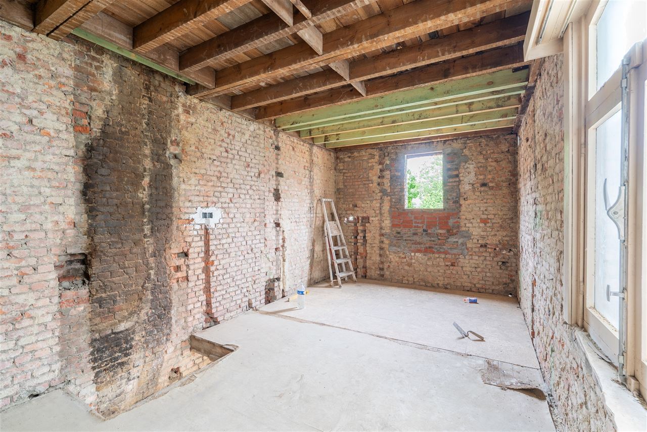 🌿 Woonproject: Karaktervolle burgerwoning met ruime tuin!