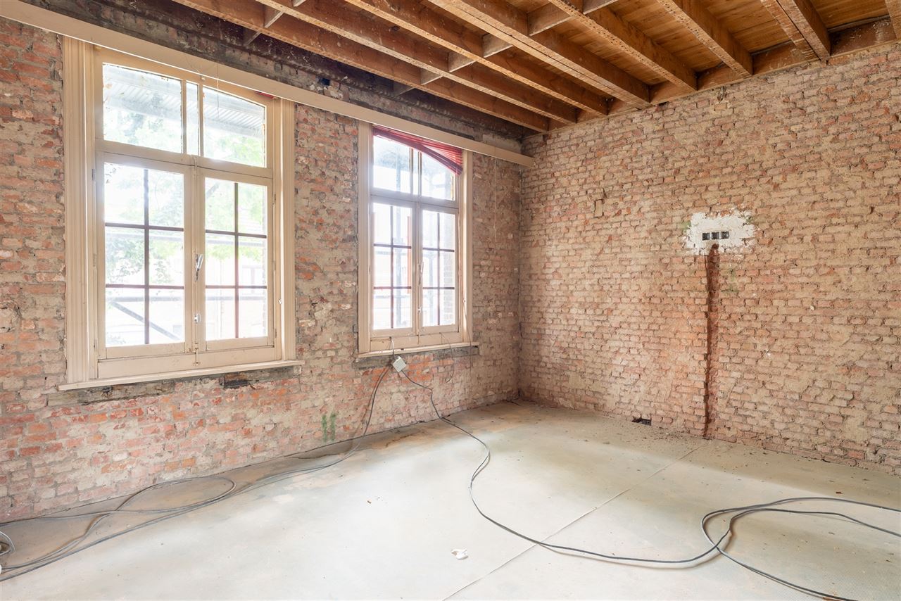 🌿 Woonproject: Karaktervolle burgerwoning met ruime tuin!