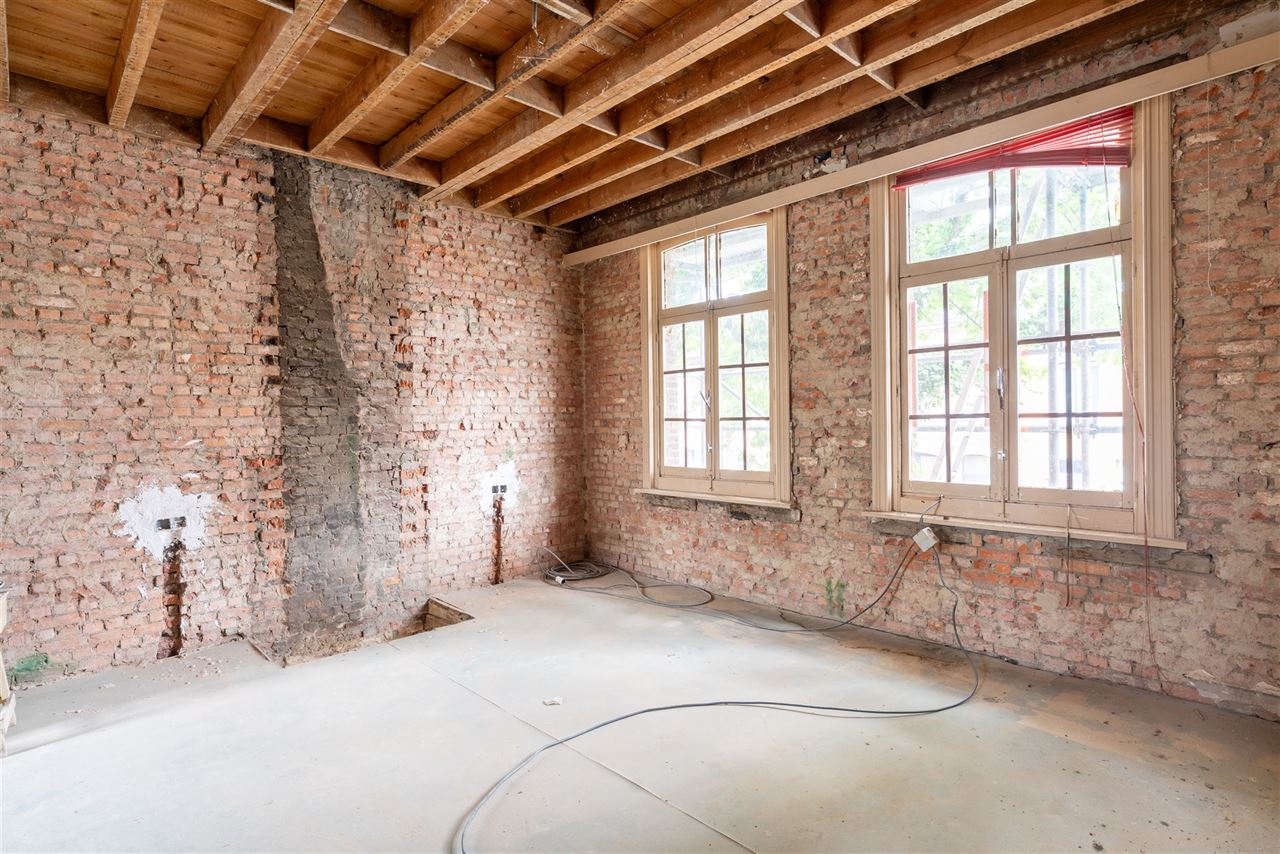 🌿 Woonproject: Karaktervolle burgerwoning met ruime tuin!