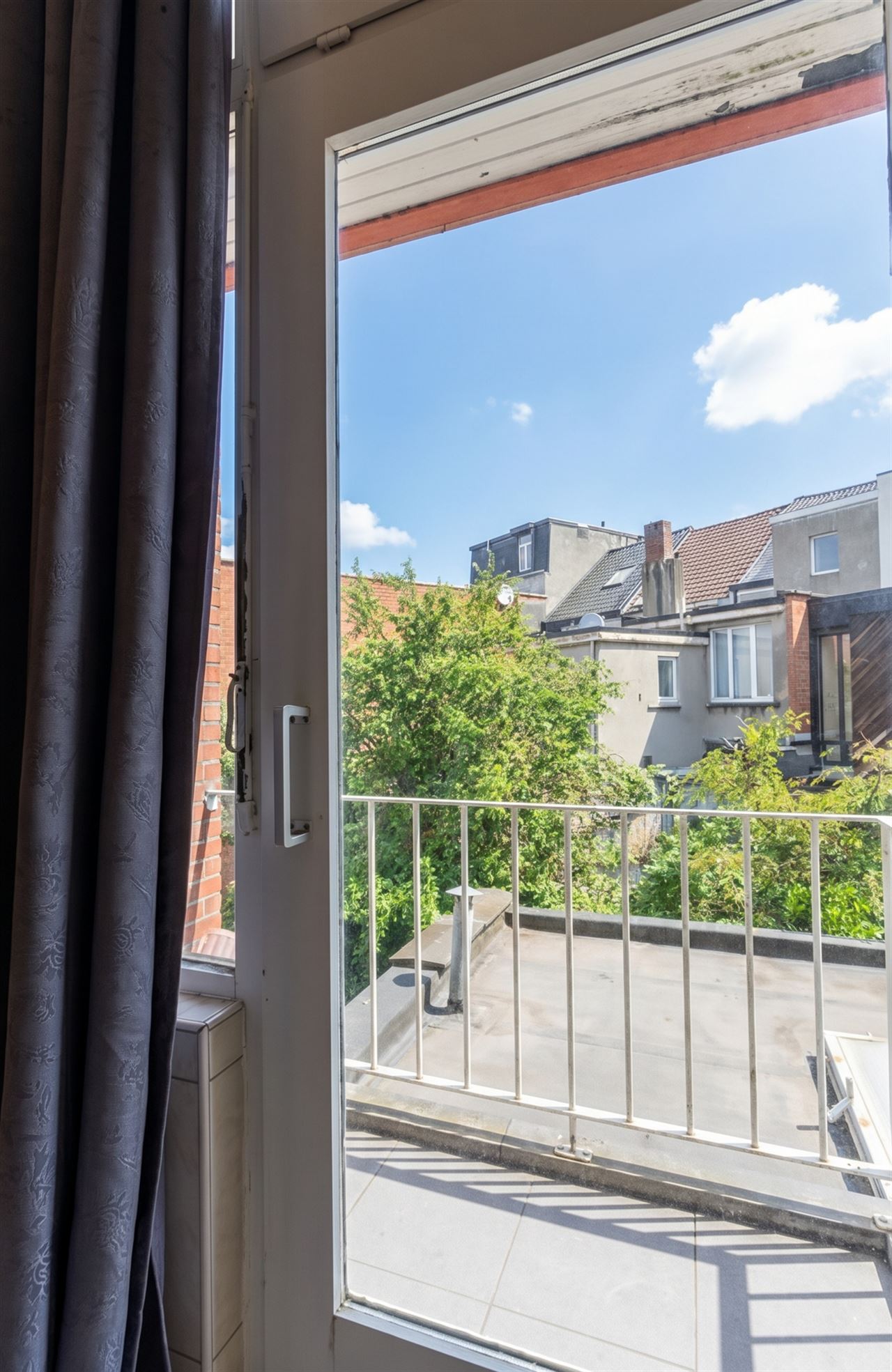 Ruime gezinswoning met 3 SLP + garage