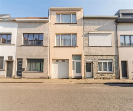 Ruime gezinswoning met 3 SLP + garage