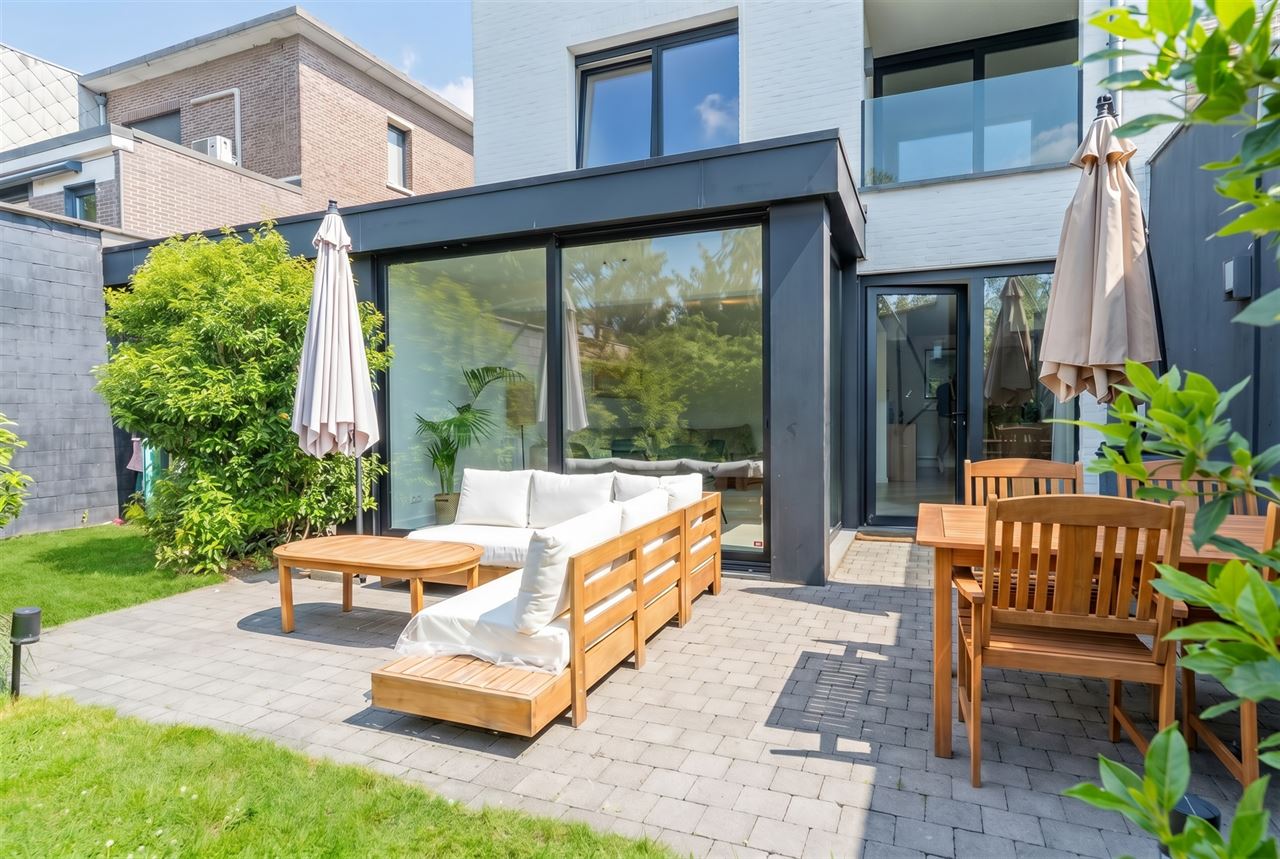 Gelijkvloerse verd. + tuin