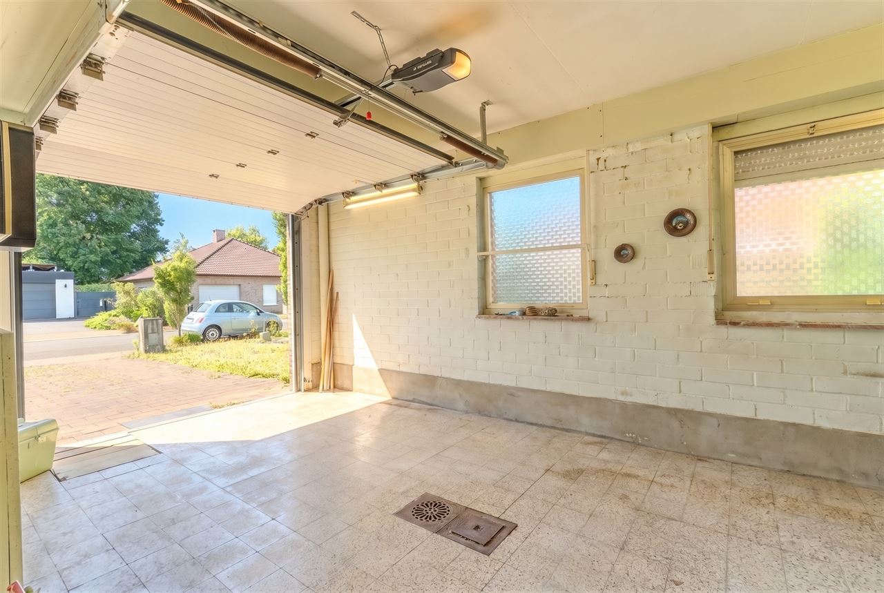 Villa op perceel van 500 m² in een zeer rustige woonwijk!