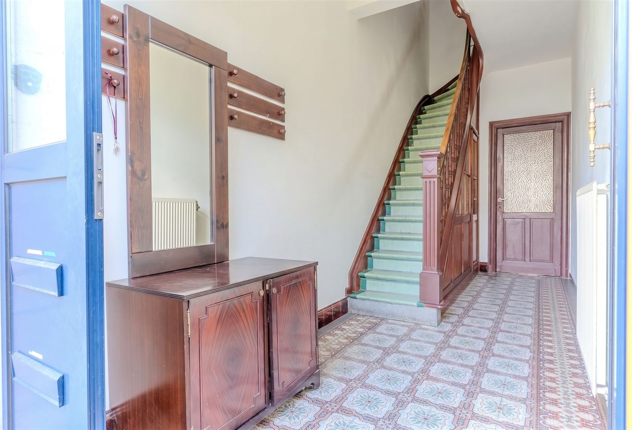 Te renoveren karakteristiek gebouw op toplocatie!
