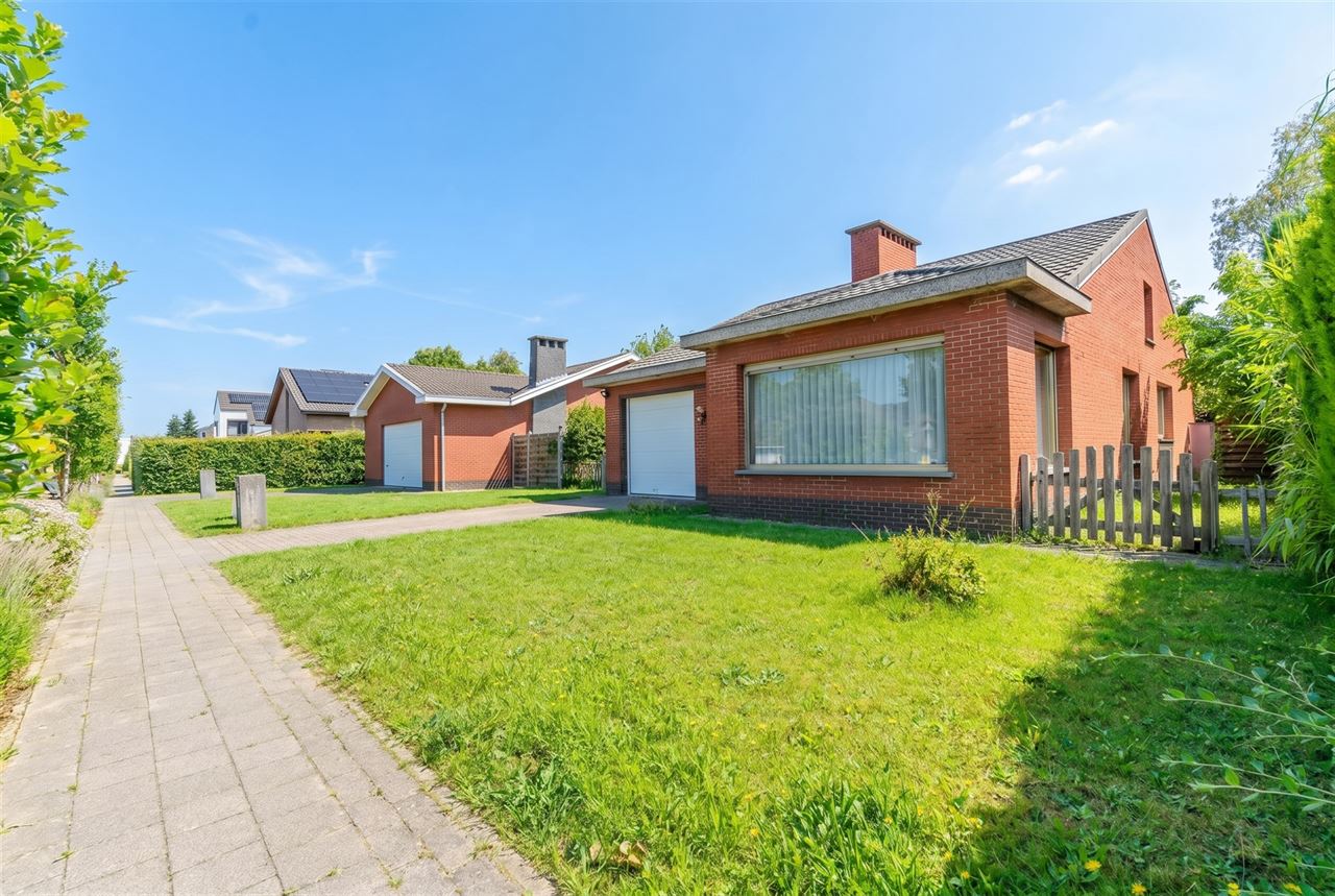 Villa op perceel van 500 m² in een zeer rustige woonwijk!