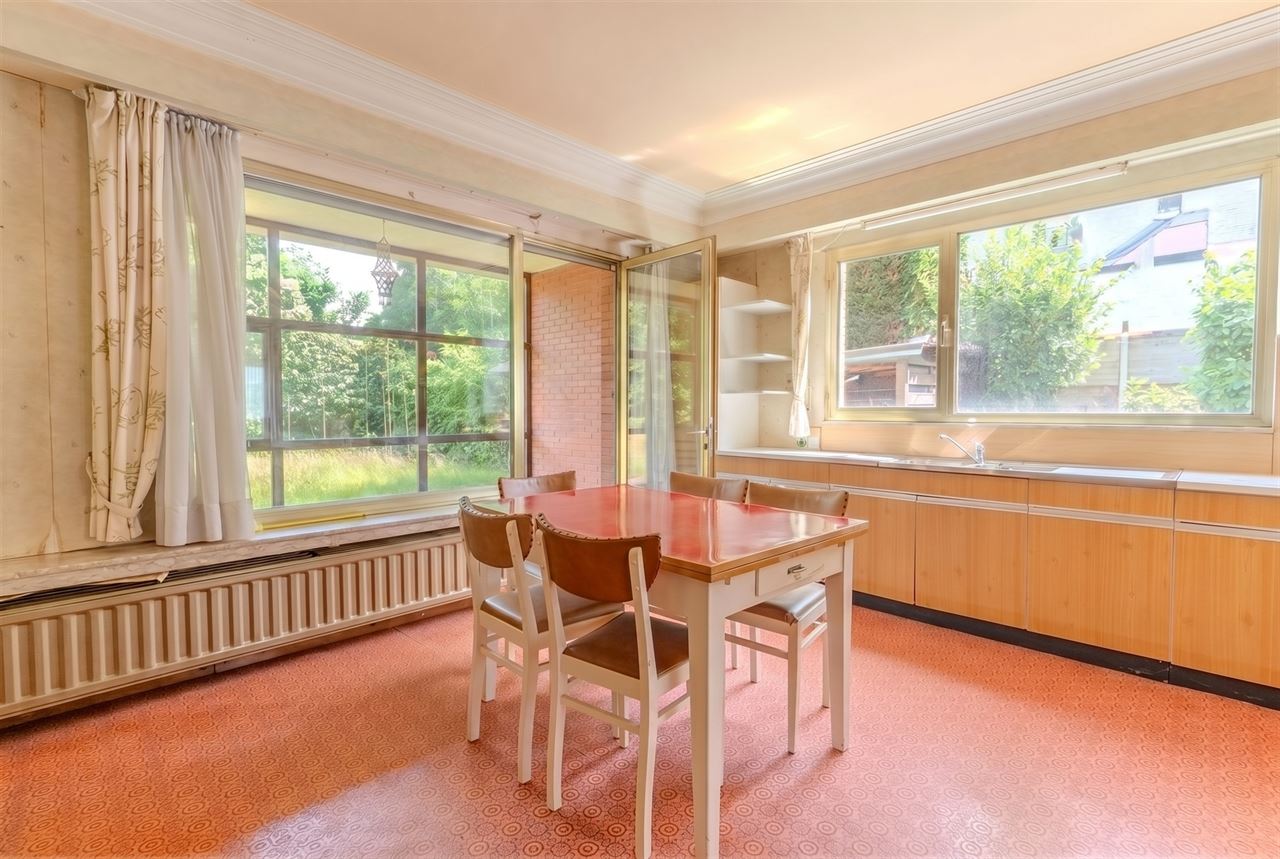Villa op perceel van 500 m² in een zeer rustige woonwijk!