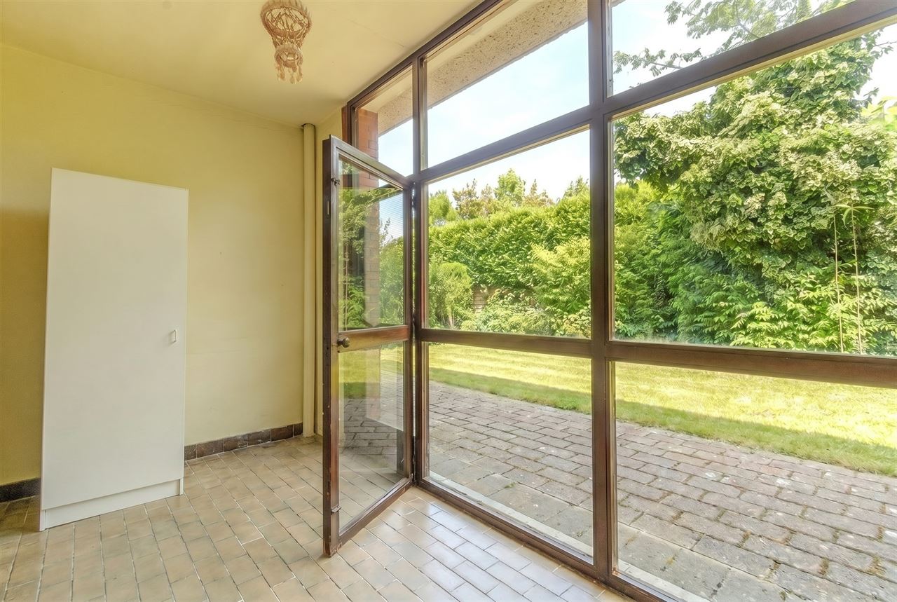 Villa op perceel van 500 m² in een zeer rustige woonwijk!